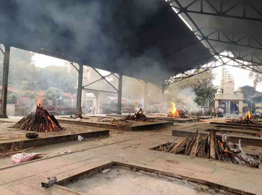 Wide view of the Punjabi Bagh Shamshan Bhoomi cremation grounds